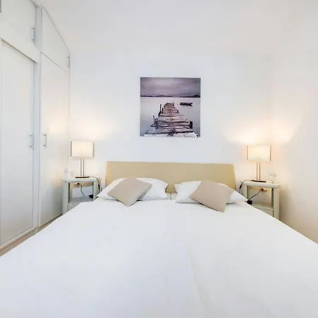 Sun & Sea Апартаменты *